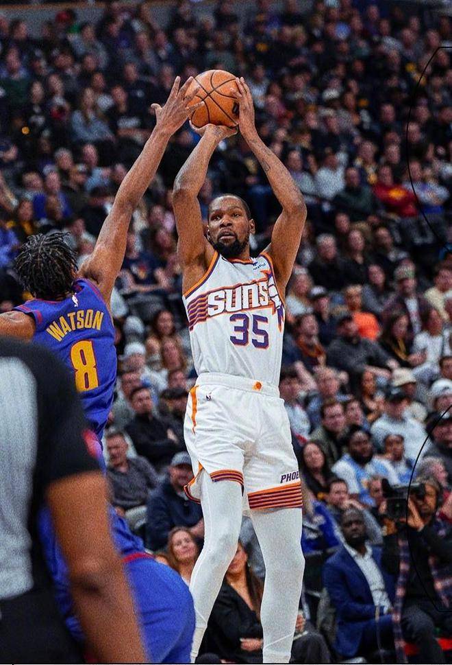 赛前NBA常规赛焦点战，瓦伦西亚完成体检，目标明确，高层口径保持一致的简单介绍